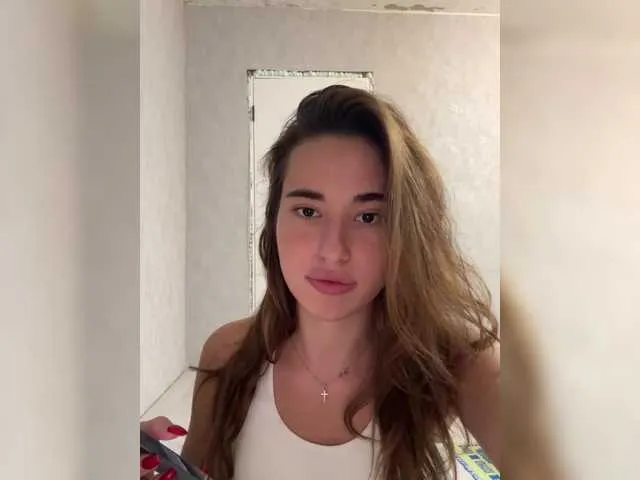 Live sex webcam photo for Etokiska #290563241