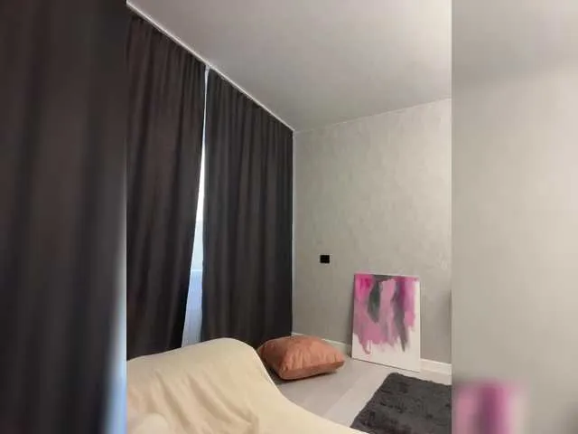 Live sex webcam photo for Etokiska #290717452