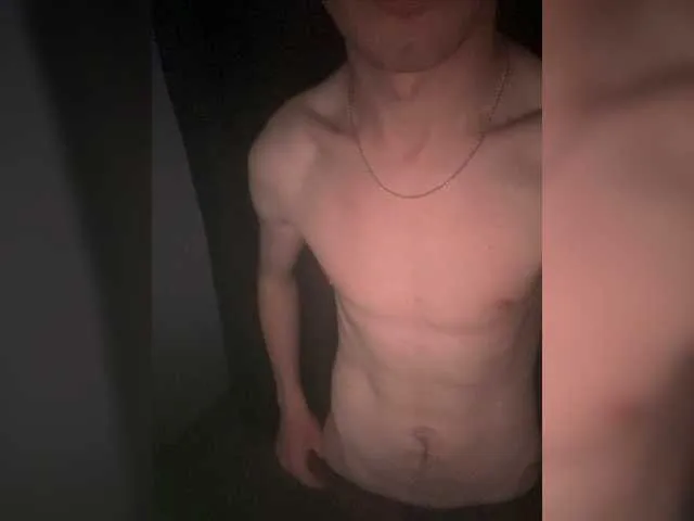 Live sex webcam photo for EvGeNiY2727 #276833771