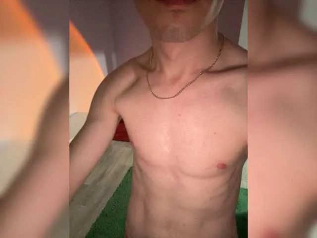 Live sex webcam photo for EvGeNiY2727 #277040436
