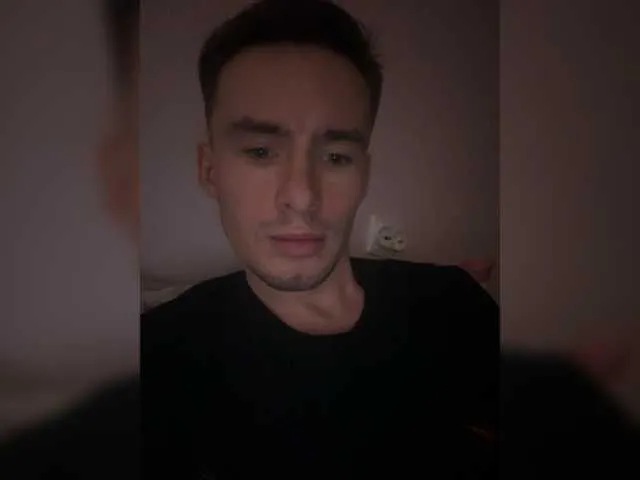 Live sex webcam photo for EvGeNiY2727 #277658026