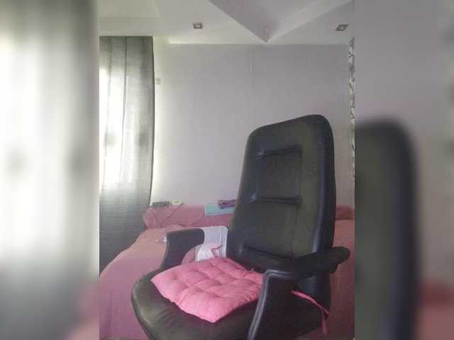 Live sex webcam photo for Eva-Bella #290944287