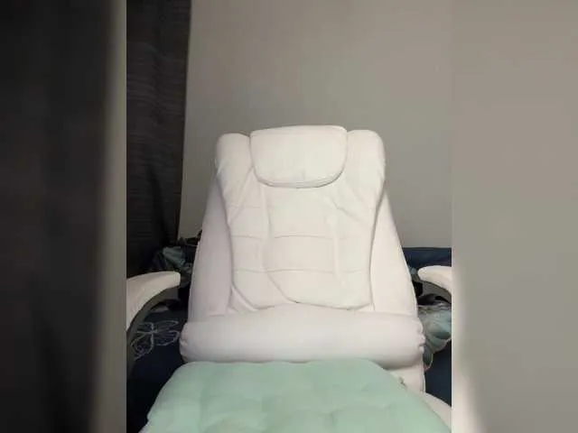 Live sex webcam photo for Eva-Bella #291948358