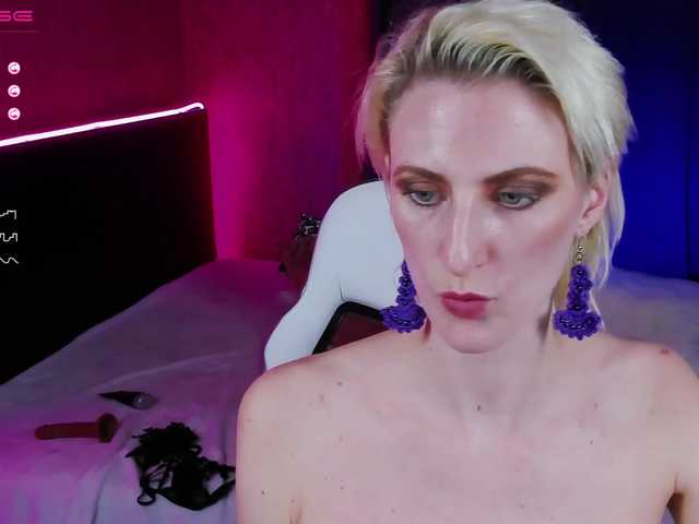 Live sex webcam photo for Eva-Blonde #273439227