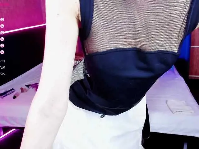 Live sex webcam photo for Eva-Blonde #273957111