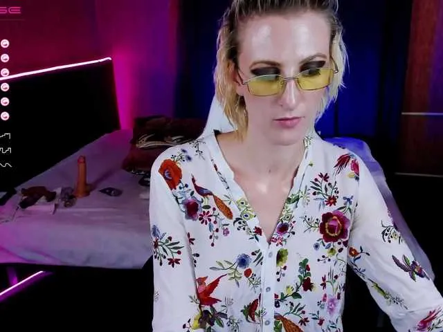 Live sex webcam photo for Eva-Blonde #273967641