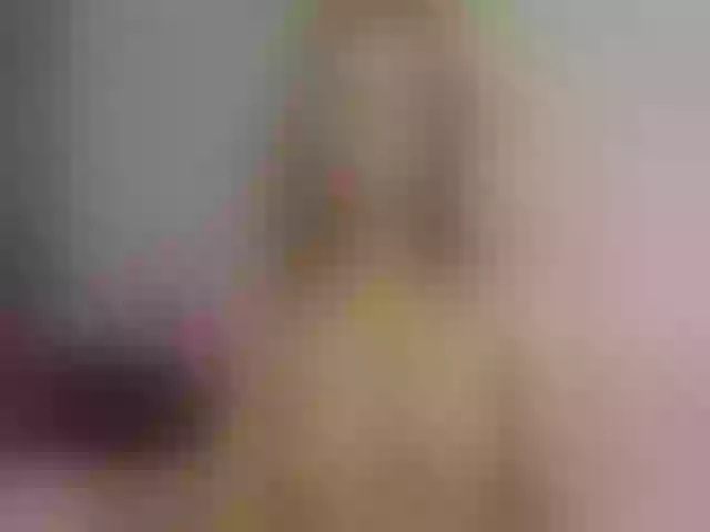Live sex webcam photo for Eva-Grey #275620472