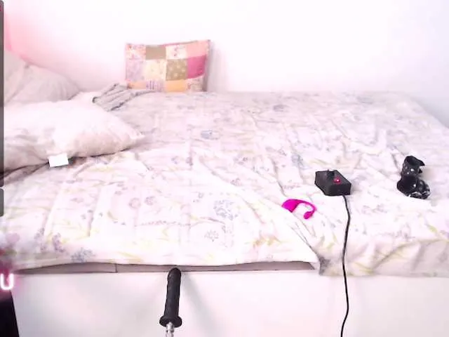 Live sex webcam photo for Eva-Kitty #272422587