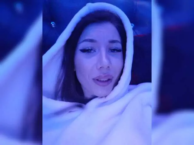 Live sex webcam photo for Eva407 #272048260