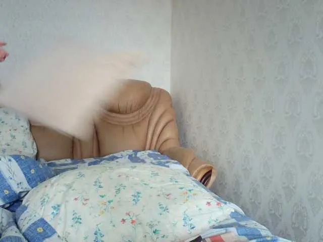 Live sex webcam photo for Eva674 #292107231