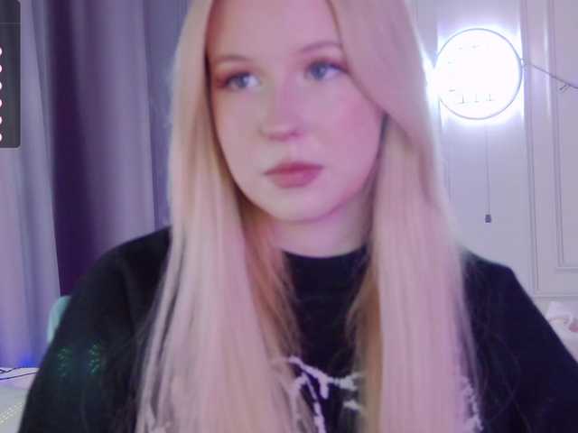 Live sex webcam photo for EvaAngelok #276683032