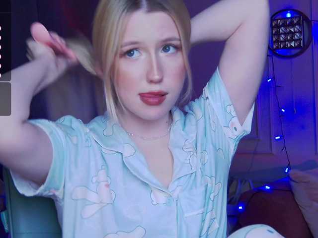 Live sex webcam photo for EvaAngelok #276761717