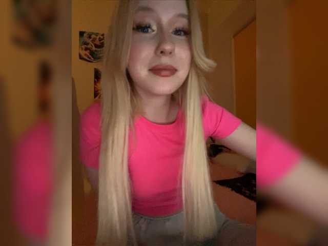 Live sex webcam photo for EvaAngelok #276841103