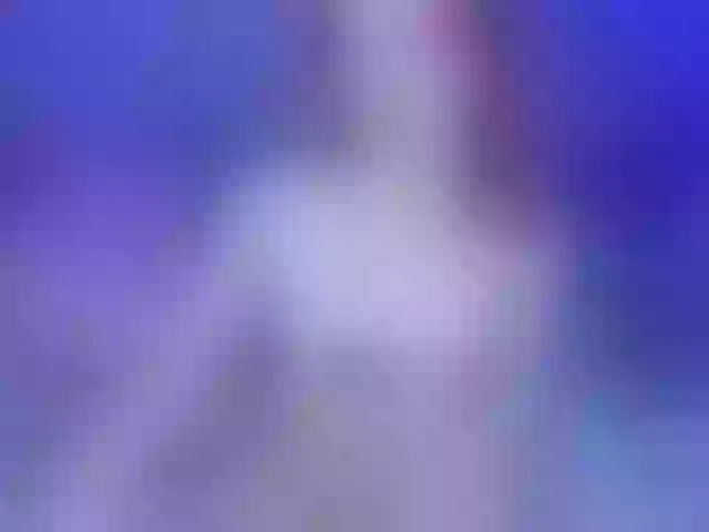 Live sex webcam photo for EvaBear #276069423