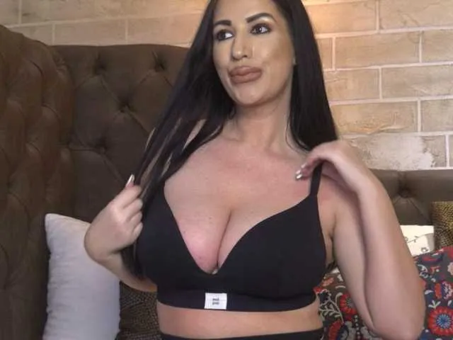 Live sex webcam photo for EvaBryn #273481305