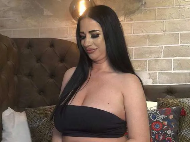 Live sex webcam photo for EvaBryn #273684338