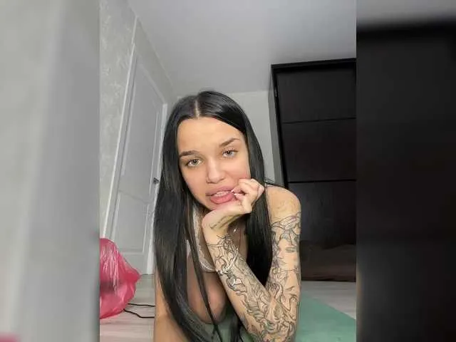 Live sex webcam photo for EvaDesire #291909862