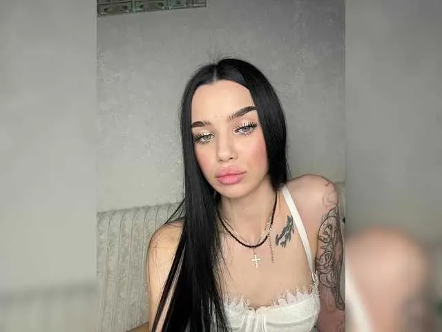 Live sex webcam photo for EvaDesire #292288855