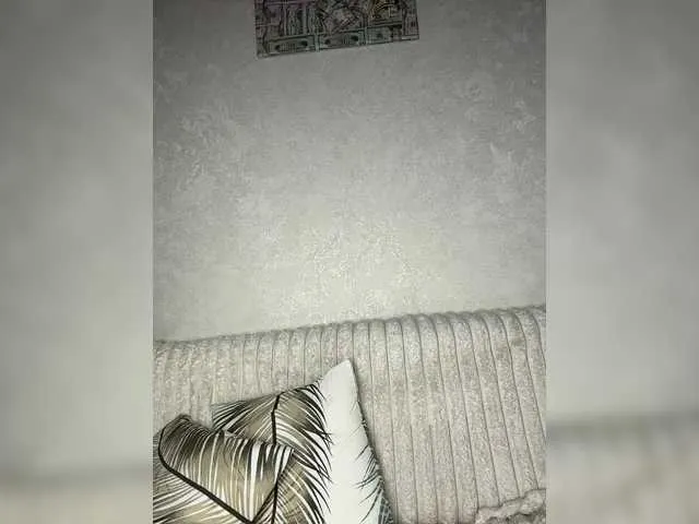 Live sex webcam photo for EvaDesire #292305034