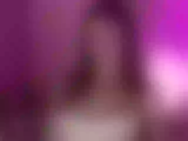 Live sex webcam photo for EvaEillish #292237341