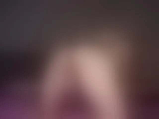 Live sex webcam photo for EvaEllis #292442990