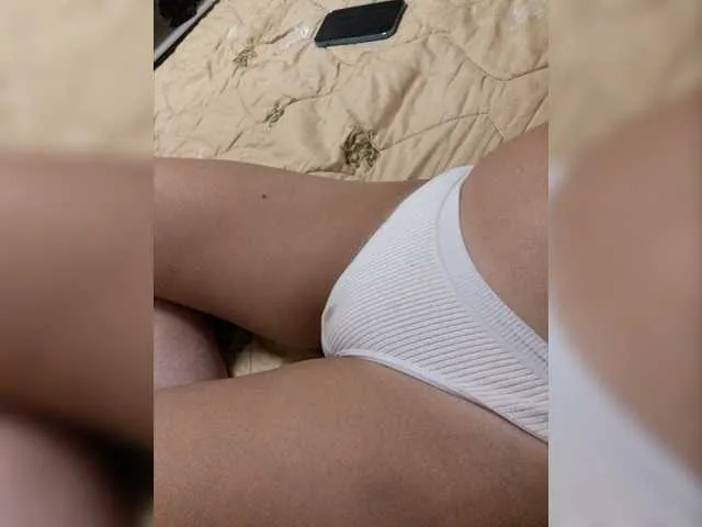 Live sex webcam photo for EvaEndKot #277027091