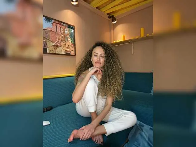Live sex webcam photo for EvaGrey #272037085