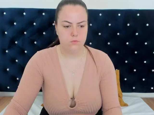 Live sex webcam photo for EvaHorny #291525796