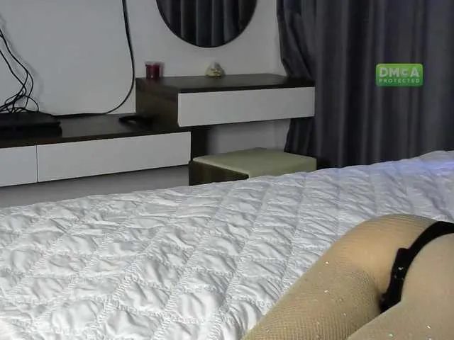 Live sex webcam photo for EvaJordan #276423569