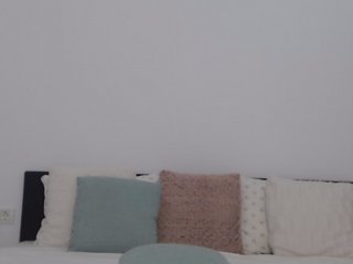 Live sex webcam photo for EvaMinelli #222106844