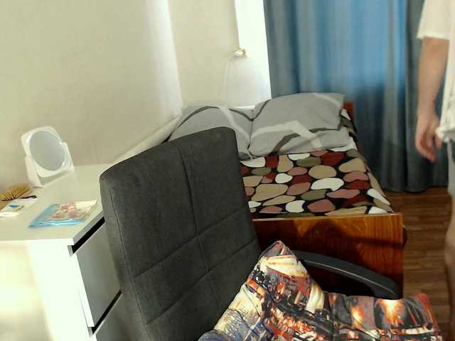 Live sex webcam photo for EvaMiron #290867308