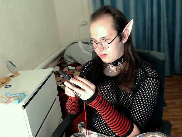 Live sex webcam photo for EvaMiron #290992459