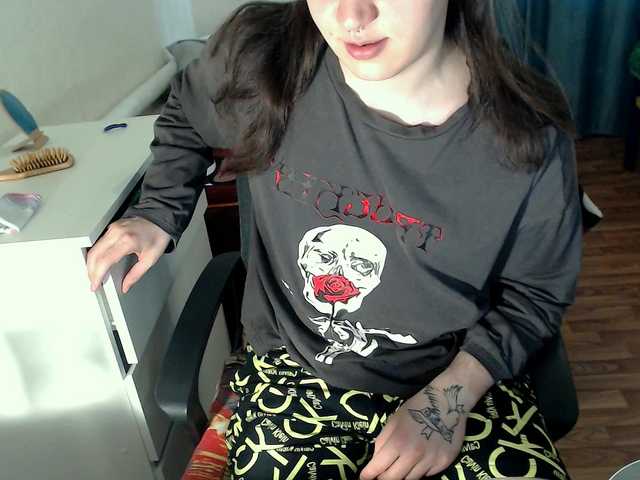 Live sex webcam photo for EvaMiron #291063265