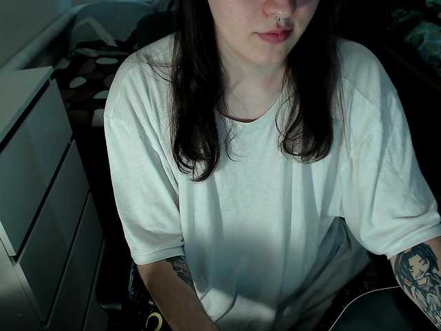 Live sex webcam photo for EvaMiron #291129855