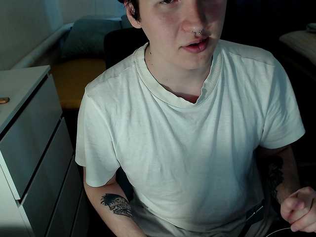 Live sex webcam photo for EvaMiron #291150887