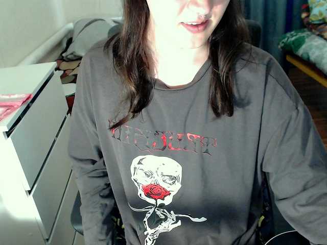 Live sex webcam photo for EvaMiron #291265364