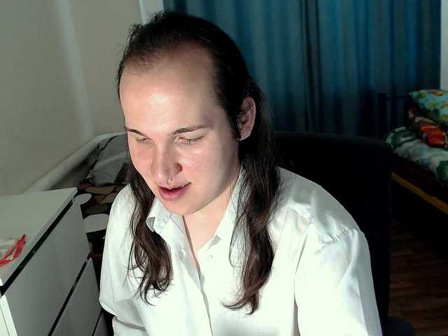 Live sex webcam photo for EvaMiron #291305481