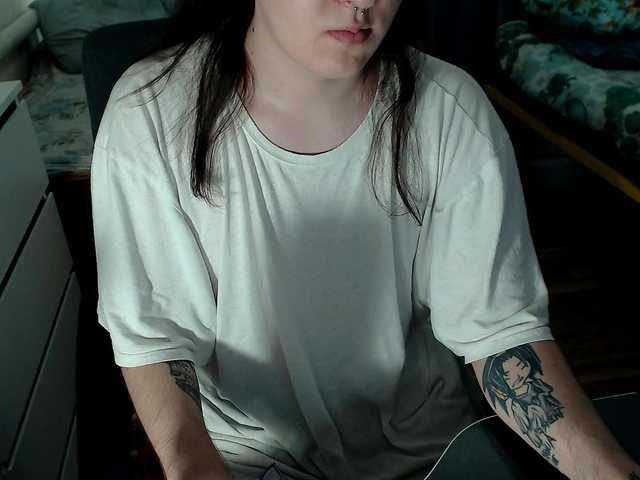 Live sex webcam photo for EvaMiron #291452955