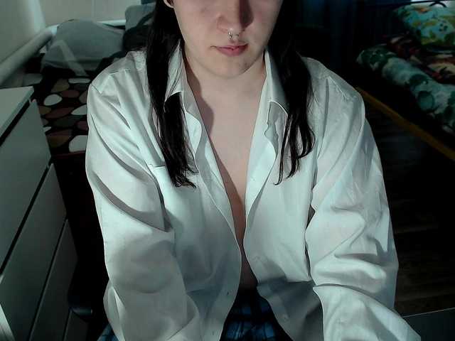 Live sex webcam photo for EvaMiron #291466289