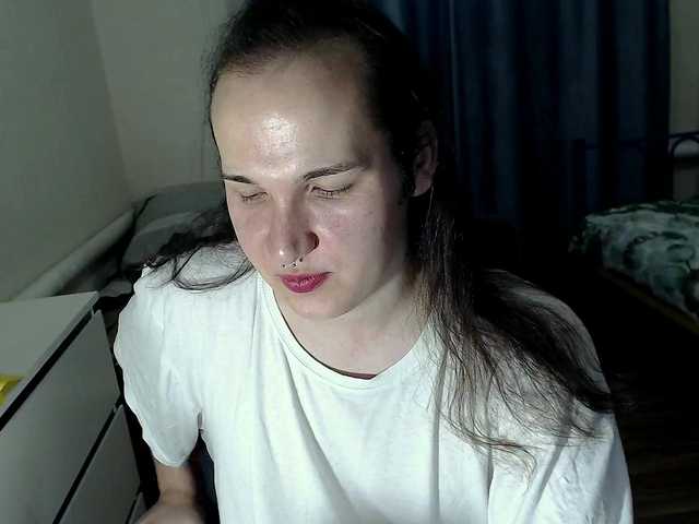 Live sex webcam photo for EvaMiron #291563870