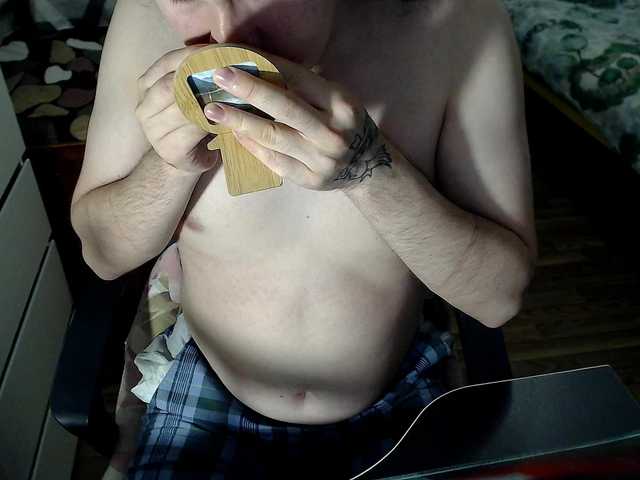 Live sex webcam photo for EvaMiron #291570958