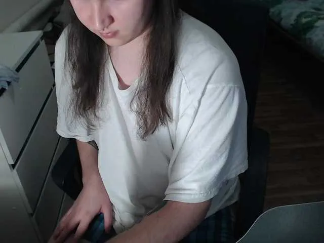 Live sex webcam photo for EvaMiron #292363762