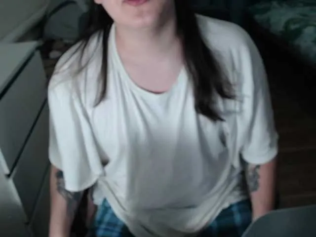 Live sex webcam photo for EvaMiron #292376255