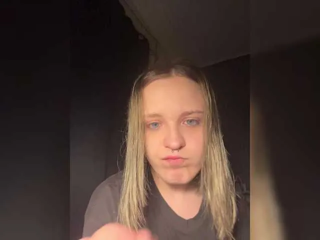 Live sex webcam photo for EvaMoon #290930534