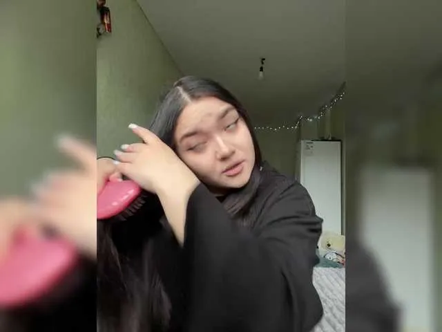 Live sex webcam photo for EvaMoon666 #290977842