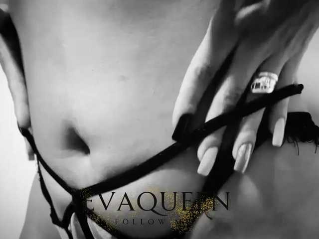 Live sex webcam photo for EvaQueen- #276073821