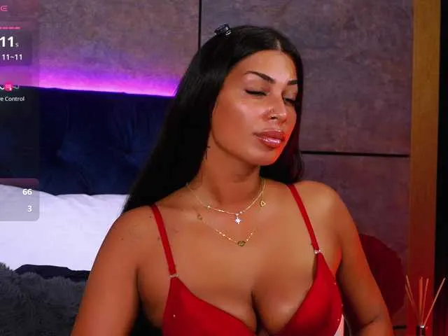 Live sex webcam photo for EvaRayne #294125789