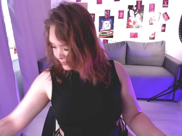 Live sex webcam photo for EvaRose #277735407