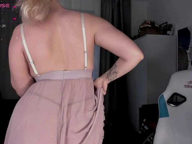 Live sex webcam photo for EvaRose #290191862