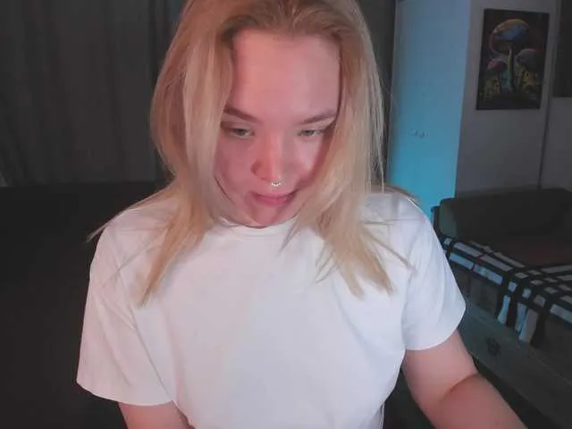 Live sex webcam photo for EvaRose #290653212